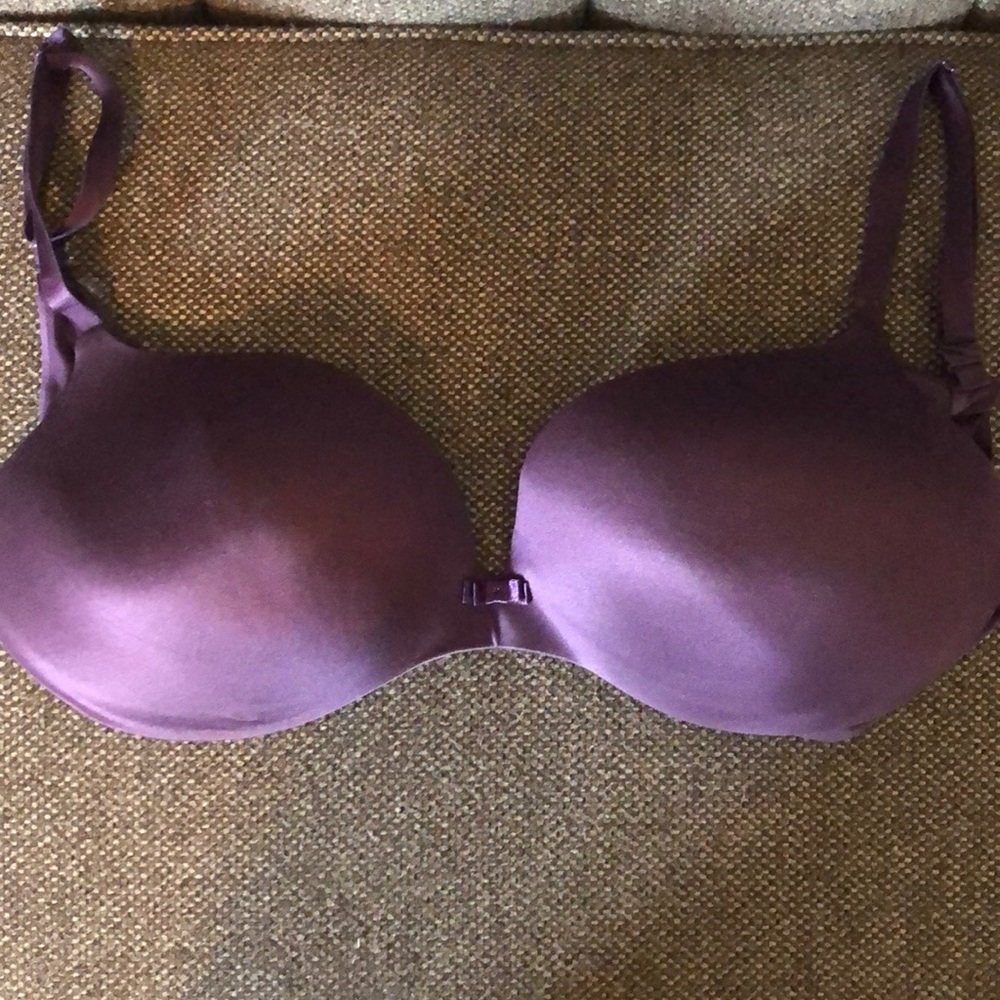 38 DD Incredible by Victoria’s Secret Demi bra